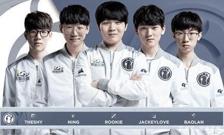 前场外援反 前场外援反