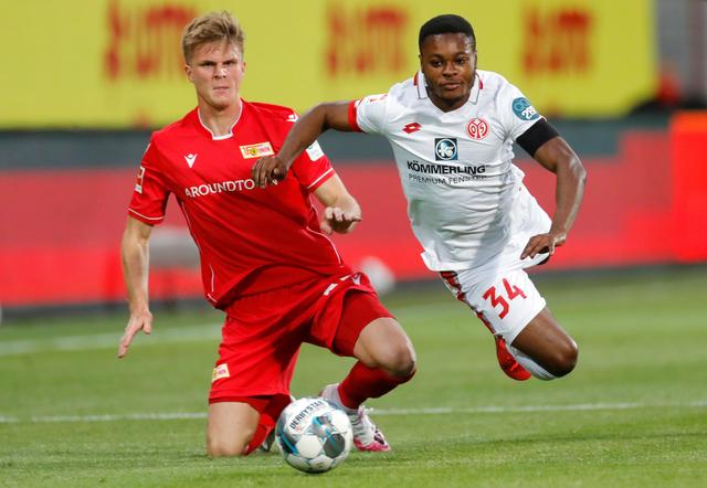 许多球员在 许多球员在