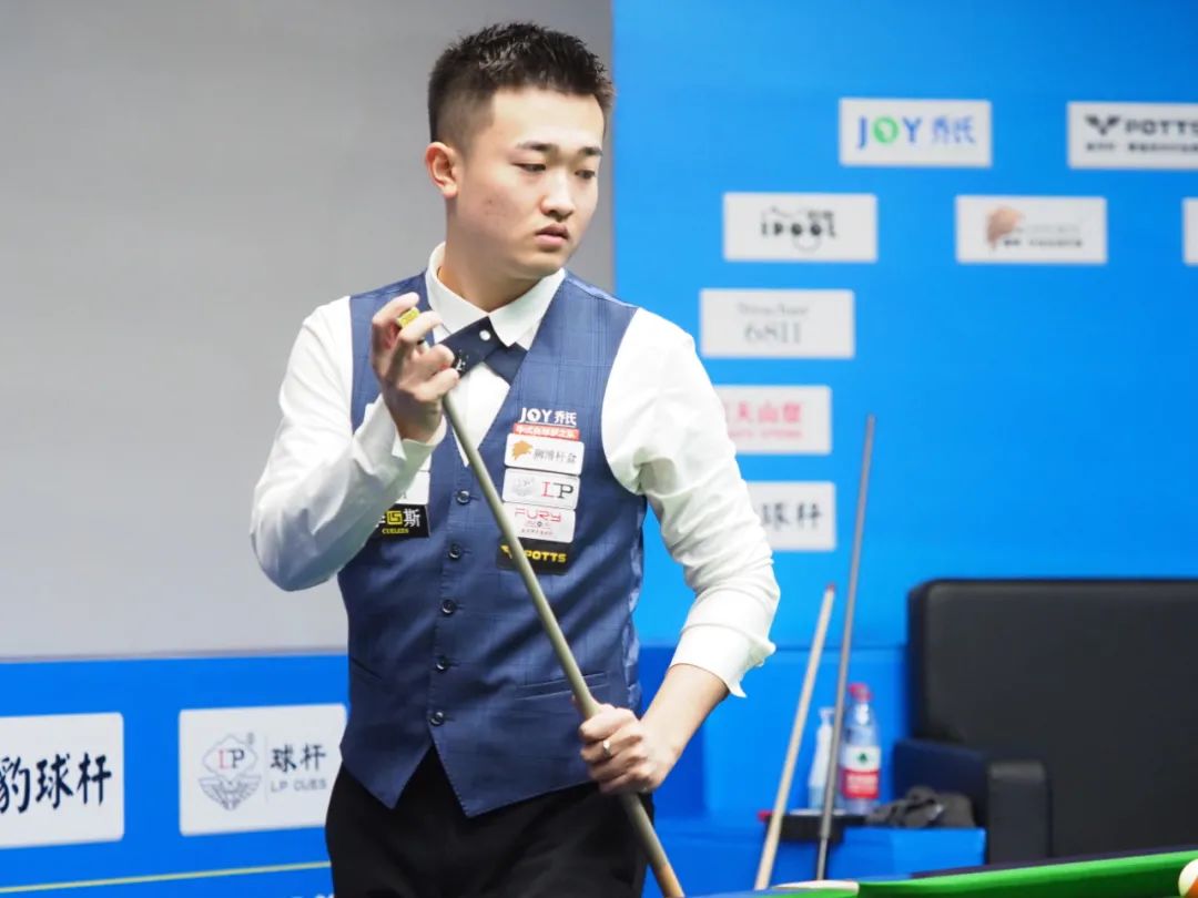 他不仅仅扮 他不仅仅扮