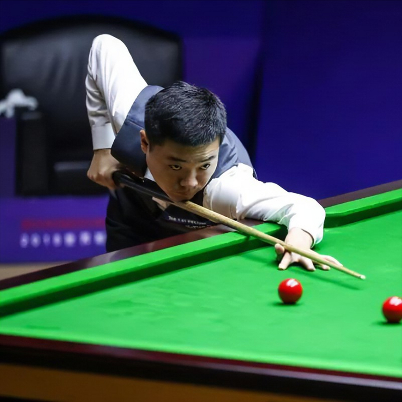 尽管他们在 尽管他们在